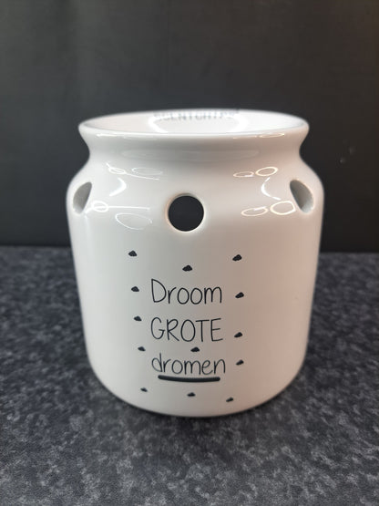 Witte geurbrander met tekst  droom grood